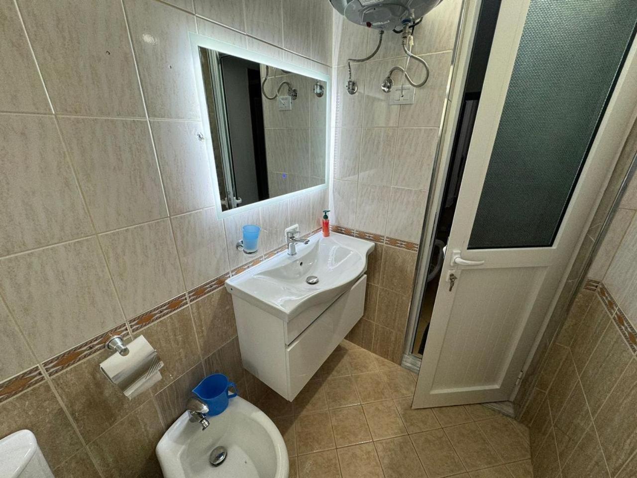Apartment Taulant *